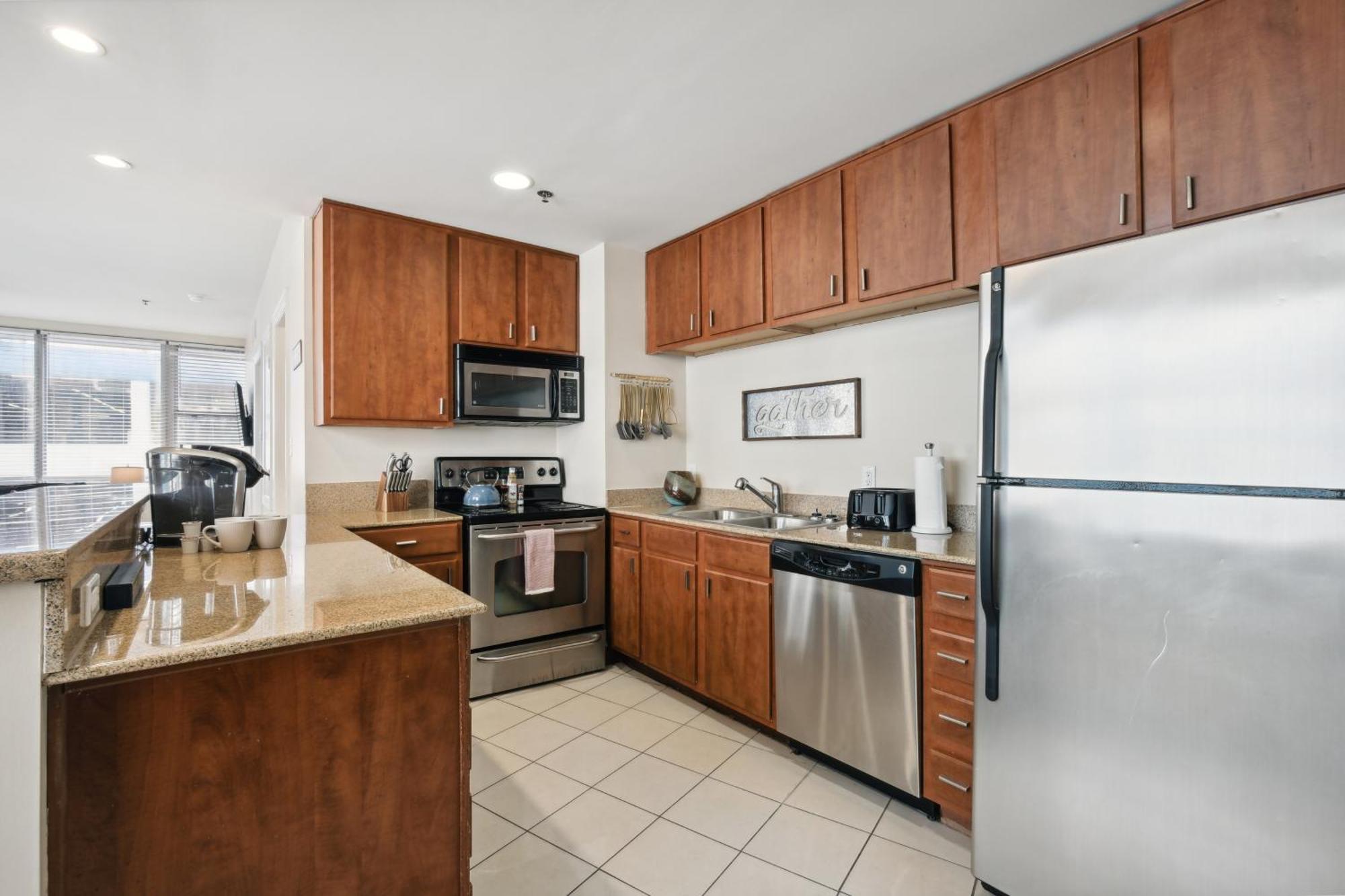 Amazing Condos Beautiful View 2 Blocks To French Quarter, Small Rooftop Pool, Gym, Seanger Theater, Super Dome, And Bourbon St New Orleans Rum bild