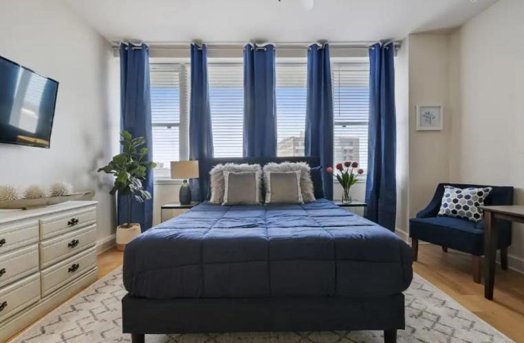 Amazing Condos Beautiful View 2 Blocks To French Quarter, Small Rooftop Pool, Gym, Seanger Theater, Super Dome, And Bourbon St New Orleans Exteriör bild