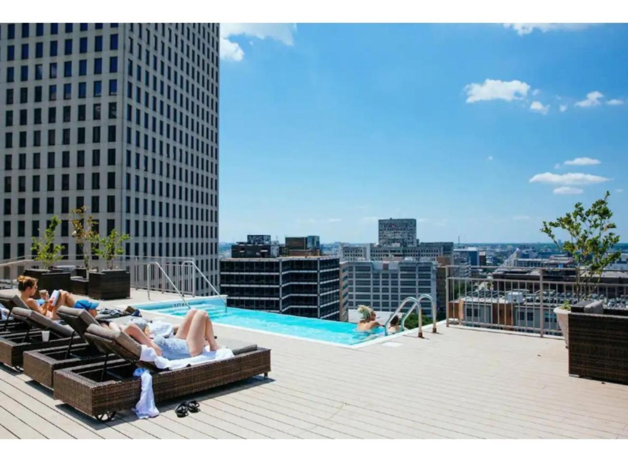 Amazing Condos Beautiful View 2 Blocks To French Quarter, Small Rooftop Pool, Gym, Seanger Theater, Super Dome, And Bourbon St New Orleans Exteriör bild