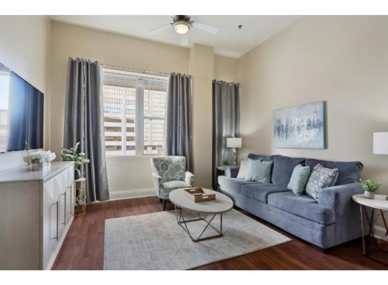 Amazing Condos Beautiful View 2 Blocks To French Quarter, Small Rooftop Pool, Gym, Seanger Theater, Super Dome, And Bourbon St New Orleans Rum bild