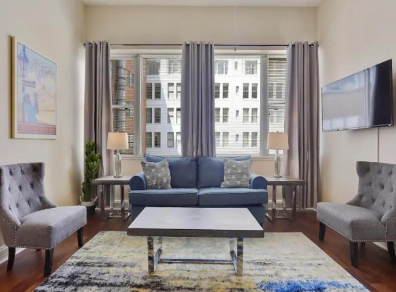 Amazing Condos Beautiful View 2 Blocks To French Quarter, Small Rooftop Pool, Gym, Seanger Theater, Super Dome, And Bourbon St New Orleans Exteriör bild