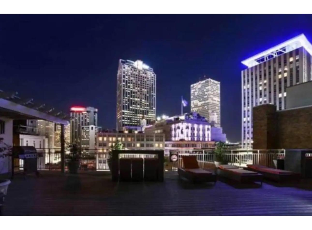 Amazing Condos Beautiful View 2 Blocks To French Quarter, Small Rooftop Pool, Gym, Seanger Theater, Super Dome, And Bourbon St New Orleans Exteriör bild